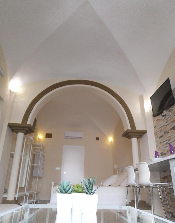 Eres Emerita "Apartamentos & Suites" Мерида Экстерьер фото